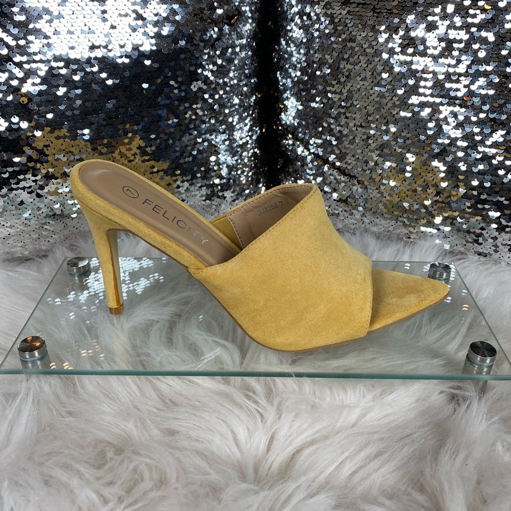 Size 7, Yellow Suede Mule Heels